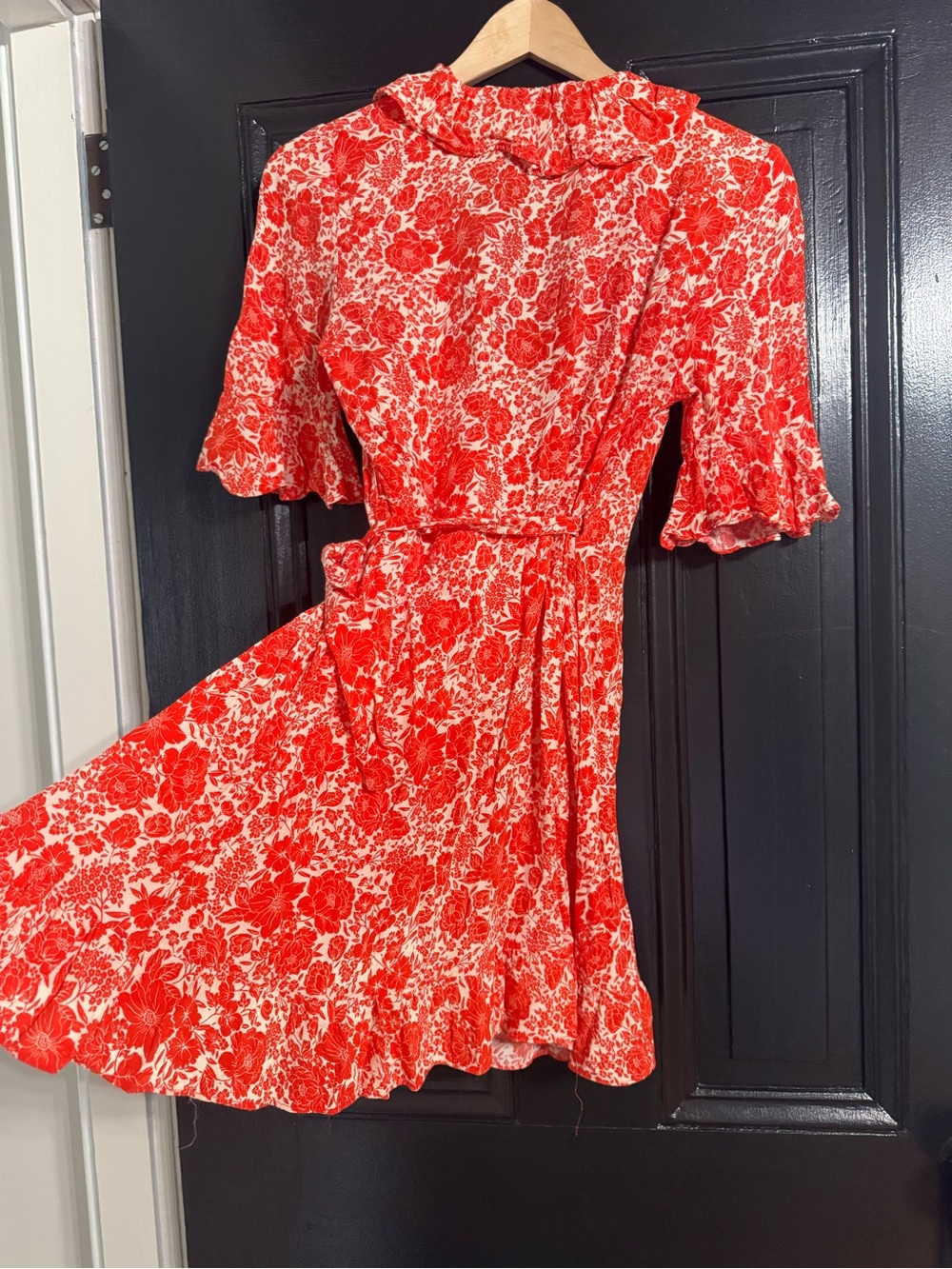 Floral Ruffle Wrap Dress small - Picture 6 of 6